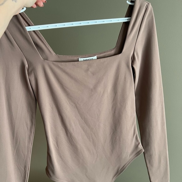 Aritzia babaton contour bodysuit - Picture 2 of 3